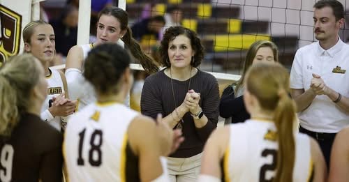 Deana Jespersen Glassboro Obituary:  Deana Jespersen Rowan Volleyball Head Coach Obituary Dies at Peak of 23-5 Season After Courageous Cancer Battle