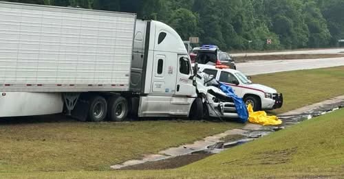 HOUSTON COUNTY, Ala. — Heartbreak fills a Florida community after a tragic crash in eastern Houston County claimed the lives of three family members on Saturday.