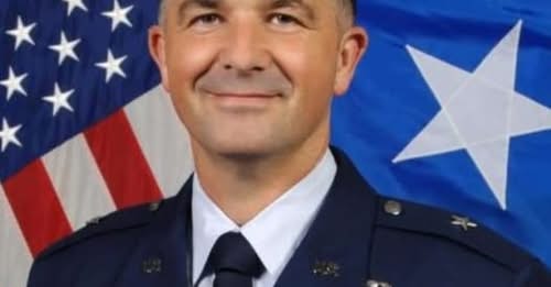 Paul Rowlett Hattiesburg, Mississippi – The community is mourning the sudden passing of Retired Brigadier General and respected expert witness Paul Rowlett, who died while traveling for an upcoming legal proceeding. His loss leaves a profound void