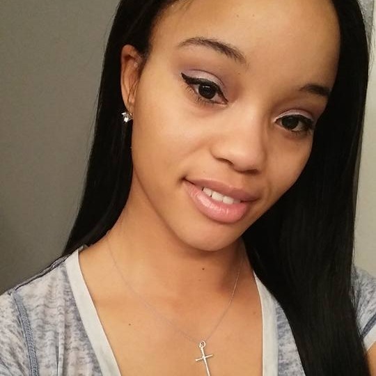 Janell Lomax, 30 Warren, MI / Sterling Heights Crash Fatal Accident Obituary: Sterling Heights Tragedy: Janell Lomax, 30, Warren Woman Killed After Car Slams into Stopped Semi-Truck; Police Investigate Fatal Accident