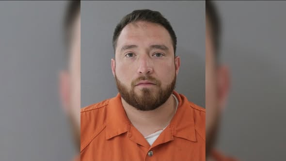 Cesar Mikeas Padilla Aguilar – Wendell, Idaho On Monday afternoon, a deadly shooting unfolded outside a local auto parts store, where Cesar Mikeas Padilla Aguilar fired multiple shots at a van