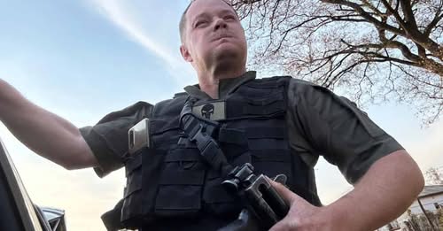 Marius van der Merwe Brakpan, Gauteng – A beloved father was fatally shot outside his home in a shocking nighttime attack, leaving his family traumatized as investigators work to uncover what led to the targeted violenc