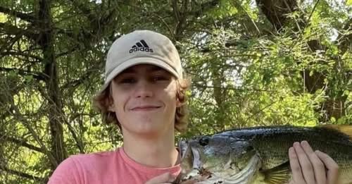 Hayden Jones Waukegan, IL Obituary – Hayden Jones Violent and Sudden Passing – Hayden Jones Shocking Loss of 22-Year-Old Oklahoma Native Following Tragic and Violent Single-Vehicle Rollover on North Delany Road