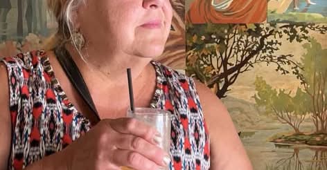 Christine “Chris” Rosenbaum West Bend, Wisconsin Obituary — Christine “Chris” Rosenbaum Sudden Passing — THE WEST BEND COMMUNITY HEARTBREAK: Beloved Bibinger’s Bar Manager Christine “Chris” Rosenbaum Passes Away; Shocking “Stolen Sunset” of Luminous Spirit Leaves Washington County Grieving the Unforeseen Departure and Unfiltered Tragedy of a Resplendent Soul Known for Unfailing Grace