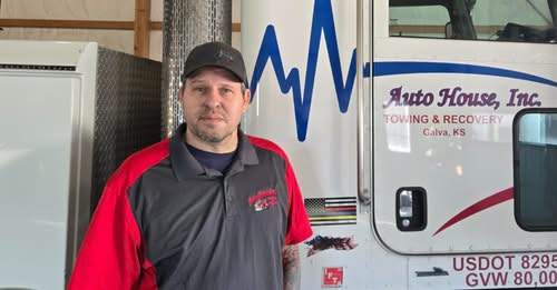 Christopher L. Jarvis Moundridge, KS Obituary – Christopher L. Jarvis Heartbreaking and Tragic Passing of 50-Year-Old “Vibrant Light” – Christopher L. Jarvis Shocking and Sudden Death of a “True Role Model” of McPherson County Leaving the Community in Profound Grief