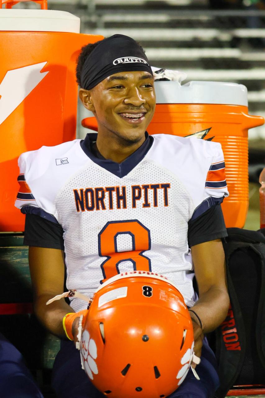 THE SCHOOL AND LOCAL COMMUNITY HEARTBREAK: 17-Year-Old “Resplendent Soul” Jorborius Whitehurst-Close Passes Away; Shocking “Stolen Sunset” of Luminous Spirit Leaves the Region Grieving the Unforeseen Departure and Unfiltered Tragedy of a High School Senior Known for Unfailing Grace