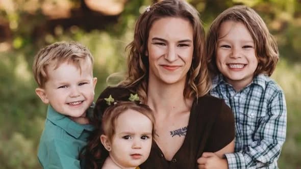 Brianna Mae Katherine Kauffman Garden City Kansas Obituary – Brianna Mae Katherine Kauffman and Three Children Tragic Sudden Passing – Brianna Mae Katherine Kauffman and Three Young Children Fatally Crushed in Shocking K-156 Overcorrection Collision